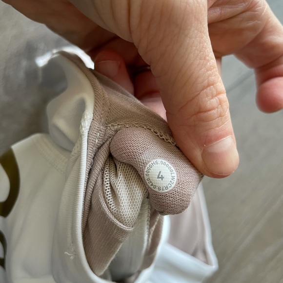 Lululemon Energy Bra High Neck Long Line Zip SE - Picture 6 of 6